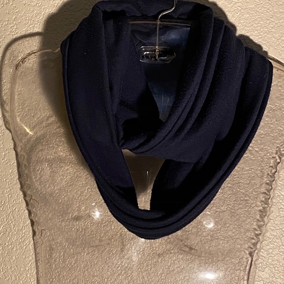 Dark blue eternal scarf - Picture 2 of 3